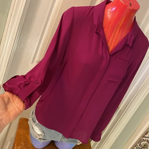 THE LIMITED Magenta Relaxed Long Sleeve Blouse NWT - Picture 5 of 14